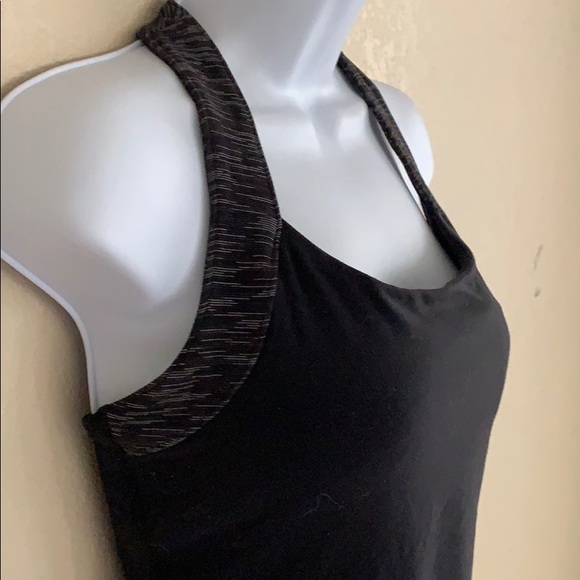 Lucy strappy back fitted tank - Picture 4 of 8